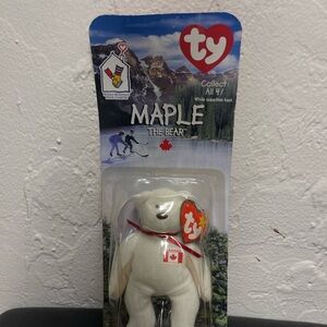 RARE 1999 Maple the Bear Teenie Beanie Baby w/misprint